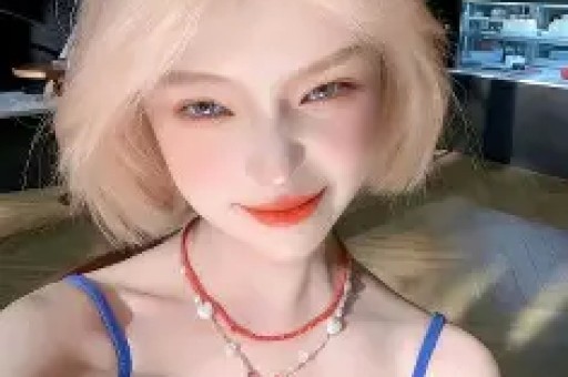 百万网红小英直播翻车人设崩塌被商家甩锅这次道歉都没人买账